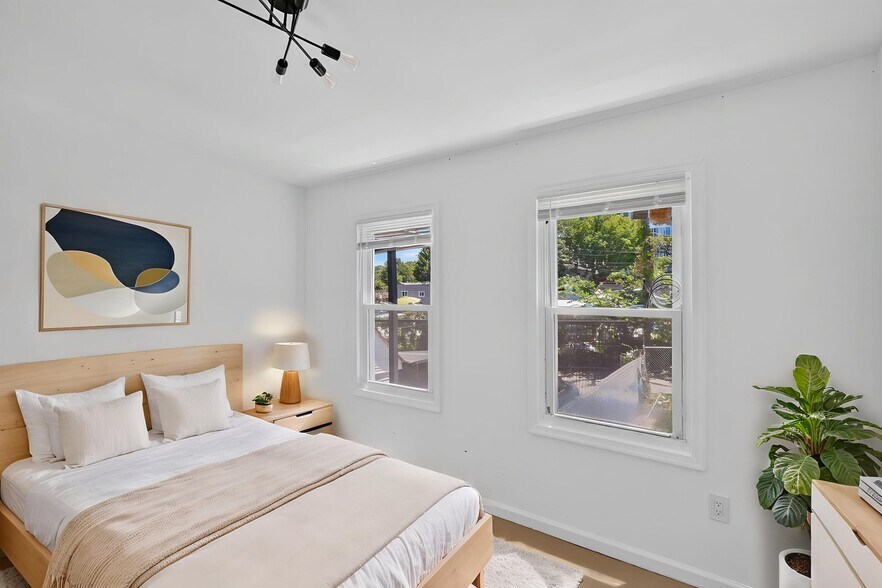 More Photos Of 4025 Kansas Ave NW, Washington Apartments For Sale