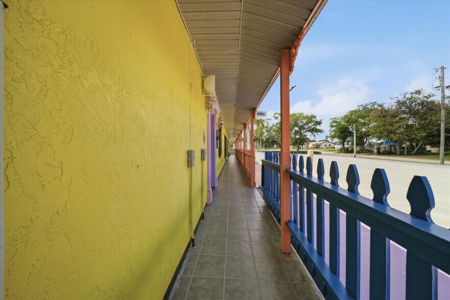 More Photos Of 1330 Knox McRae Dr, Titusville Schools For Sale