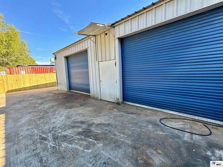 More Photos Of 4325 US 165, Monroe Industrial For Sale