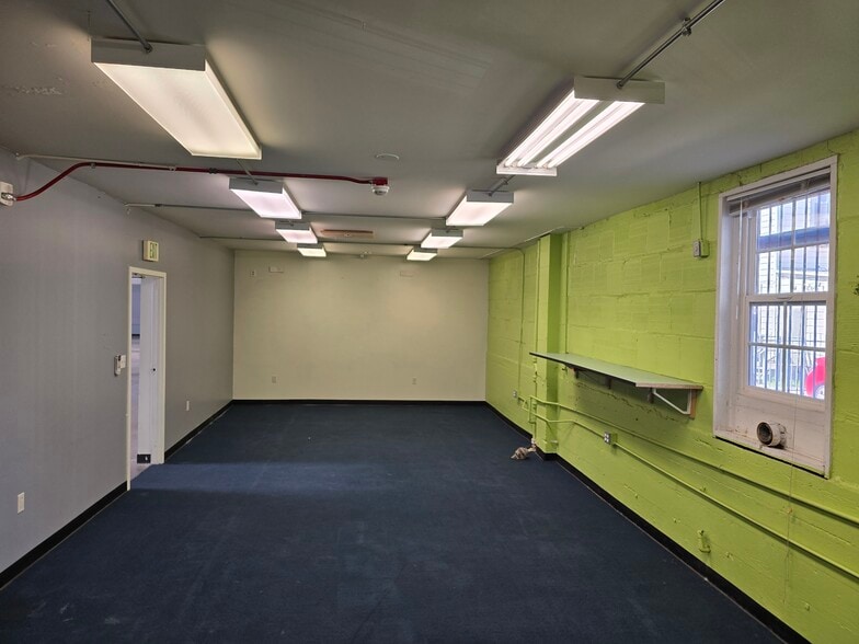 More Photos Of 750 Park Blvd, San Diego Flex For Lease