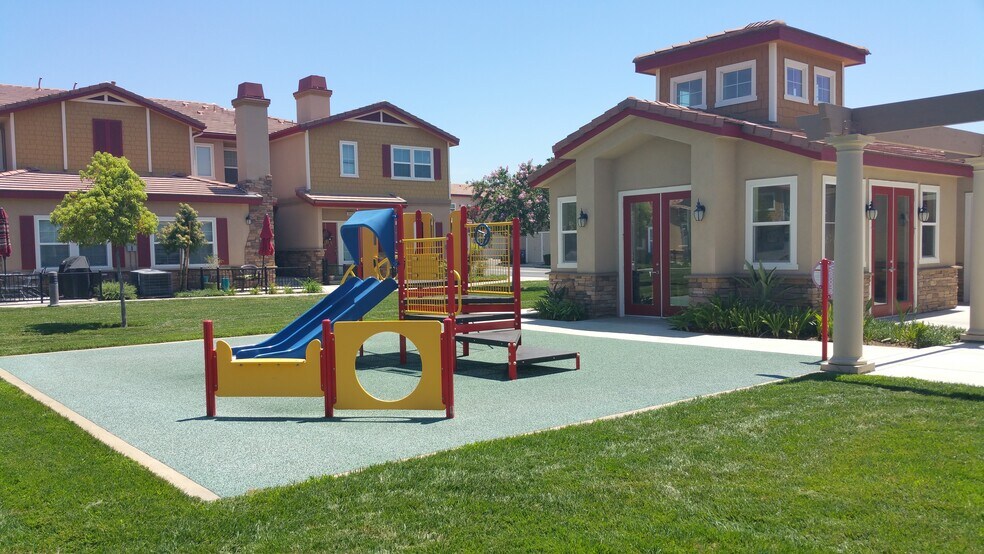 More Photos Of 1510 Orange Ave, Redlands Multifamily For Sale