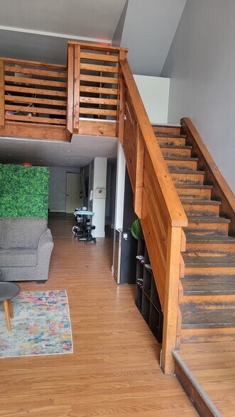 More Photos Of 1205 E Carson St, Pittsburgh Apartments For Lease