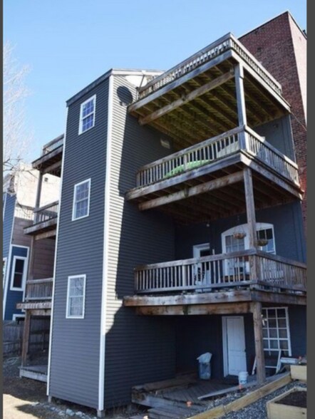 More Photos Of 149 2nd Ave, Troy Apartments For Sale