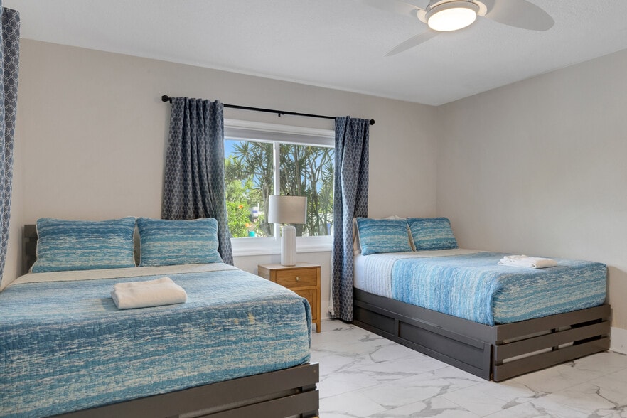 More Photos Of 4124 Harbor Cir S, Largo Specialty For Sale