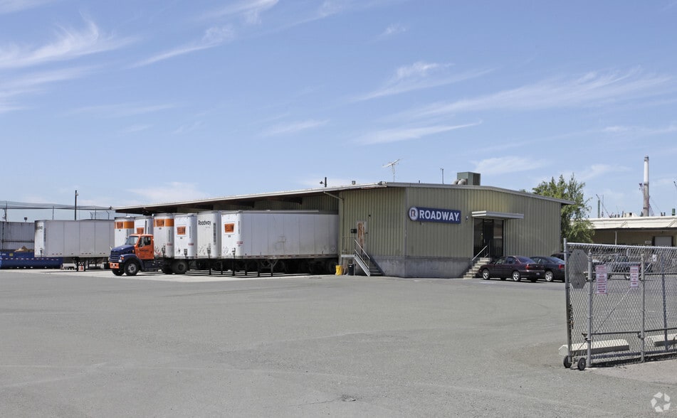 Primary Photo Of 3872 Sprig Dr, Benicia Distribution For Lease