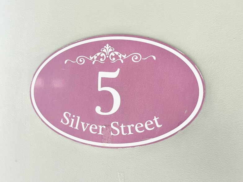 More Photos Of 5 Silver St, Norwalk Warehouse For Sale