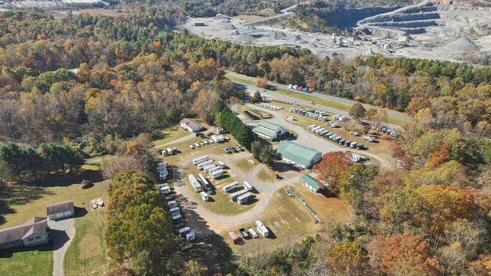 More Photos Of 9932 Seminole Trl, Ruckersville Auto Dealership For Sale