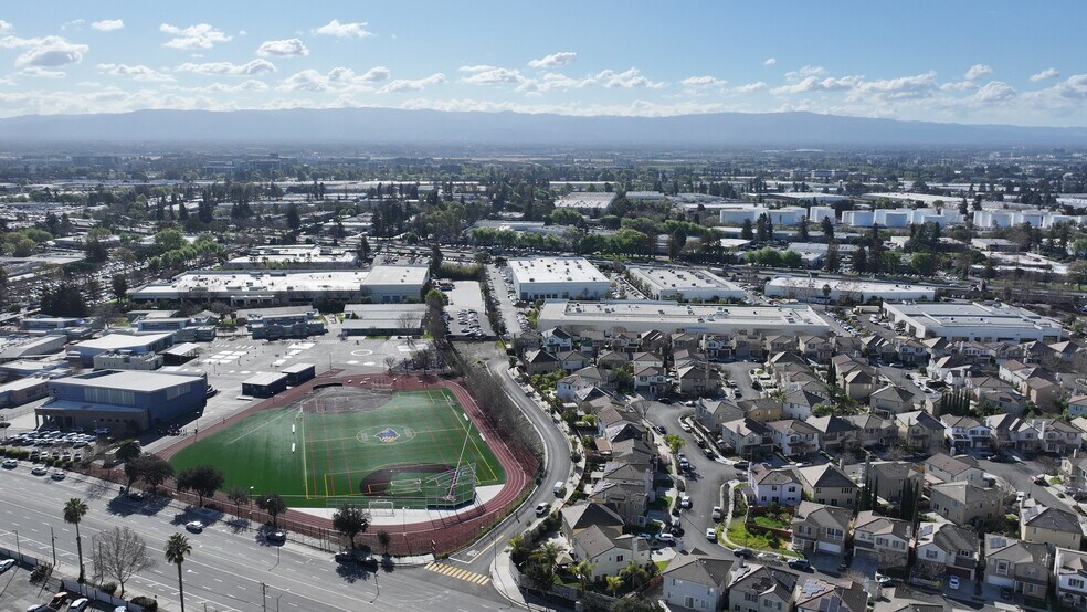 More Photos Of 2071 Ringwood Ave, San Jose Distribution For Lease