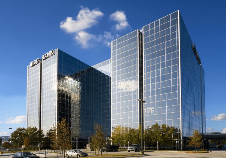More Photos Of 3817 NW Expressway, Oklahoma City Office For Lease
