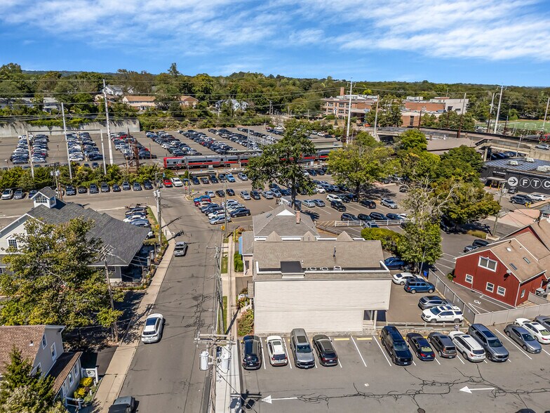 More Photos Of 46 Miller St, Fairfield Office Residential For Lease