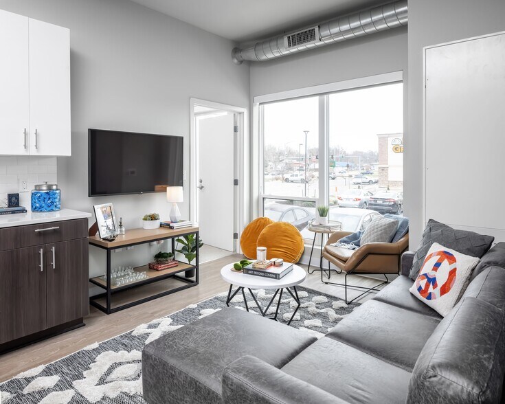 More Photos Of 1401 W 23rd St, Lawrence Apartments For Lease