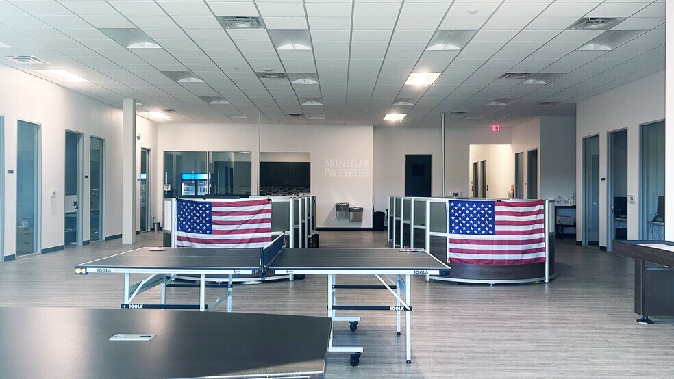 More Photos Of 1505 Volta Dr, Cedar Park Flex For Lease