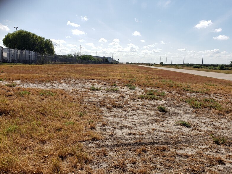 More Photos Of 6401 S 33rd St, McAllen Land For Lease