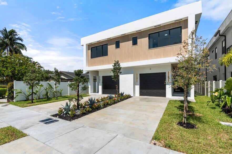 More Photos Of 1233 NE 12th Ave, Fort Lauderdale Apartments For Sale