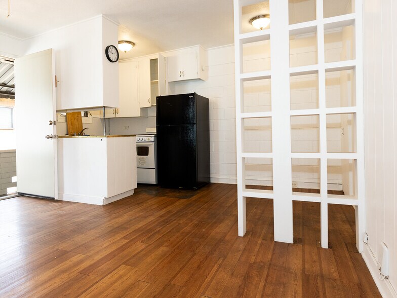 More Photos Of 1213 Matlock Ave, Honolulu Apartments For Sale