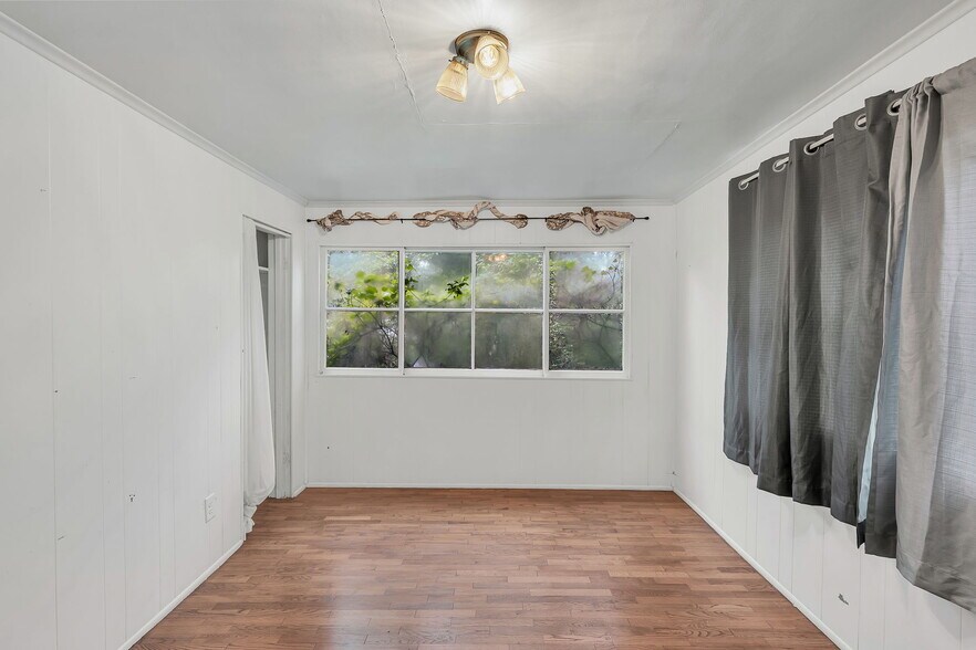 More Photos Of 1507 Sumner Ave, Charleston Office Residential For Sale