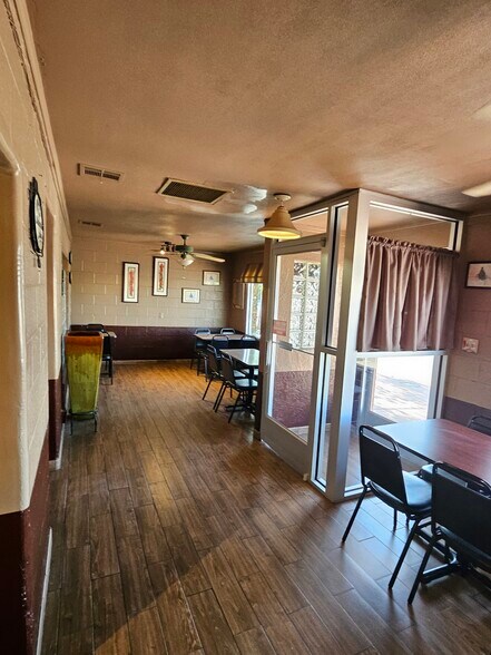 More Photos Of 1226 W Hadley Ave, Las Cruces Restaurant For Sale