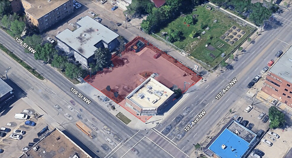 More Photos Of 10909 107 Av NW, Edmonton Service Station For Sale