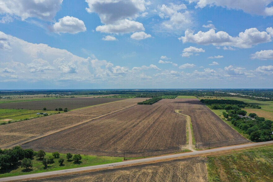 More Photos Of 1210 Darst Road, Beasley Land For Sale