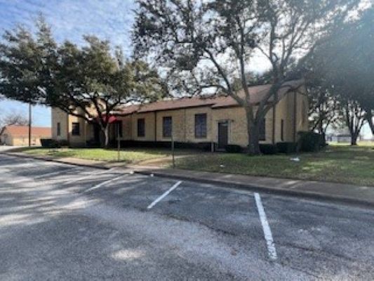 Primary Photo Of 310 SW 3rd St, Grand Prairie Religious Facility For Sale