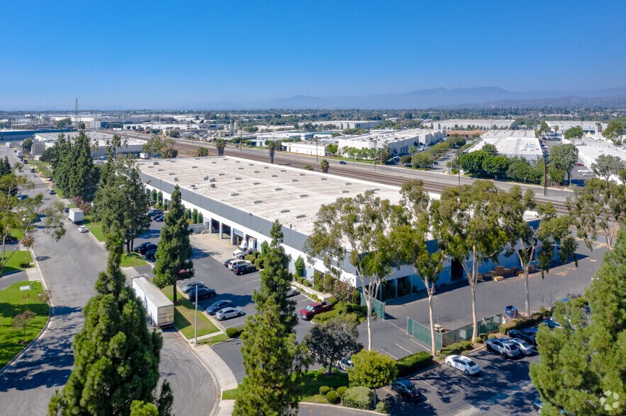 More Photos Of 14063 Borate St, Santa Fe Springs Manufacturing For Lease