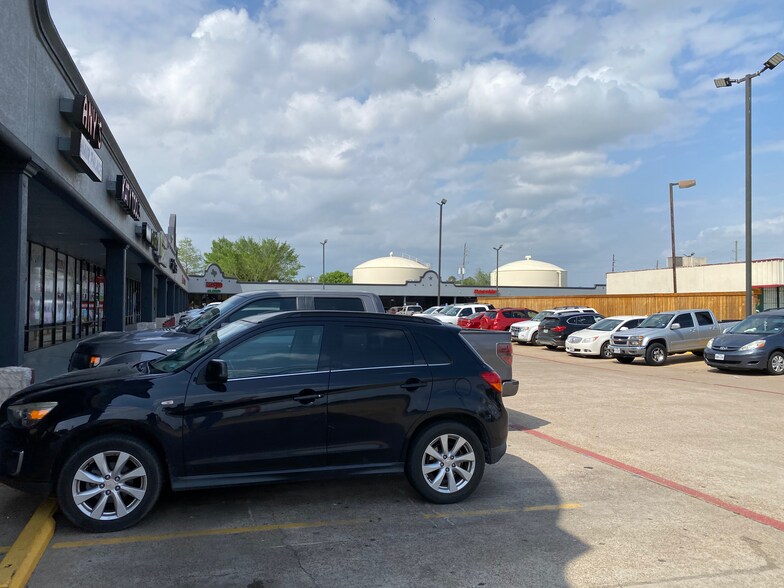 More Photos Of 19214 Clay Rd, Katy Unknown For Lease