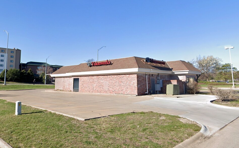 More Photos Of 6404 O St, Lincoln Freestanding For Sale