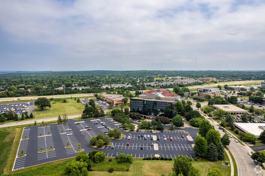 More Photos Of 1200 John Q Hammons Dr, Madison Office For Lease