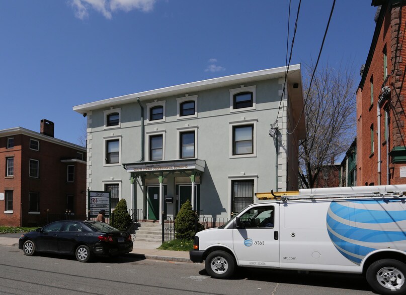 More Photos Of 36-38 Grand St, Hartford Medical For Sale