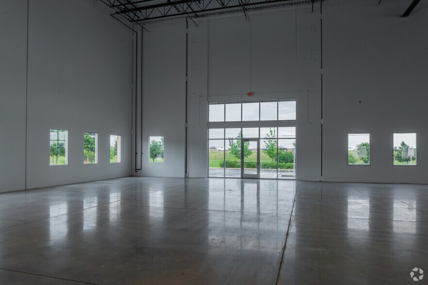 More Photos Of 6422 E Campus Dr, San Antonio Unknown For Lease