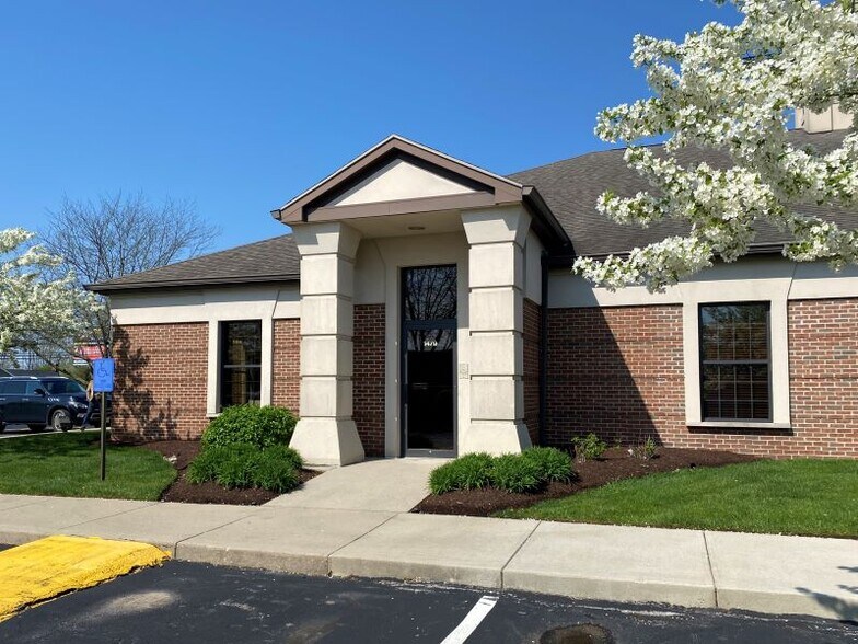 More Photos Of 1475-1495 W Main St, Tipp City Medical For Lease