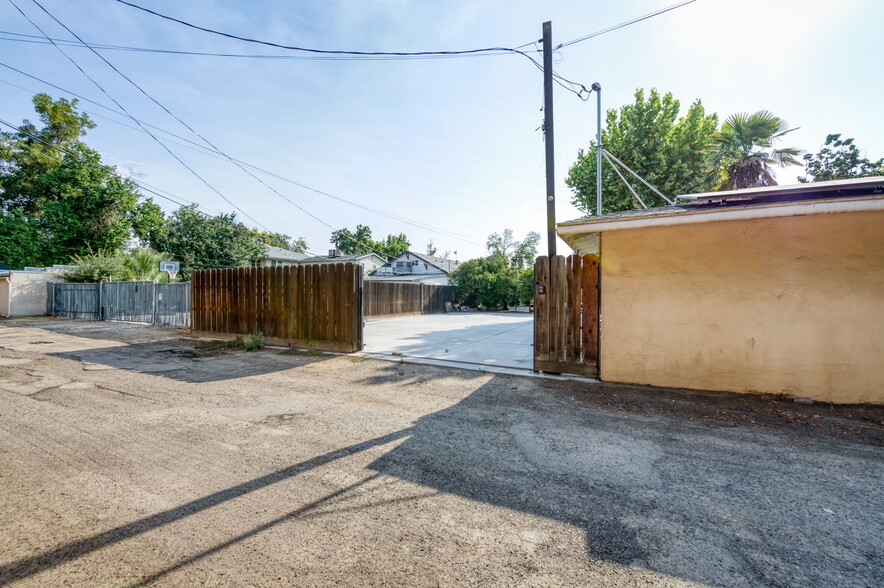 More Photos Of 807 N Van Ness Ave, Fresno Office Residential For Sale