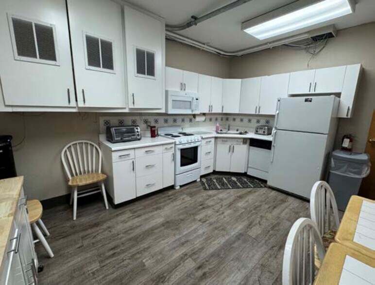 More Photos Of 5405 Mae Anne Ave, Reno Office For Sale