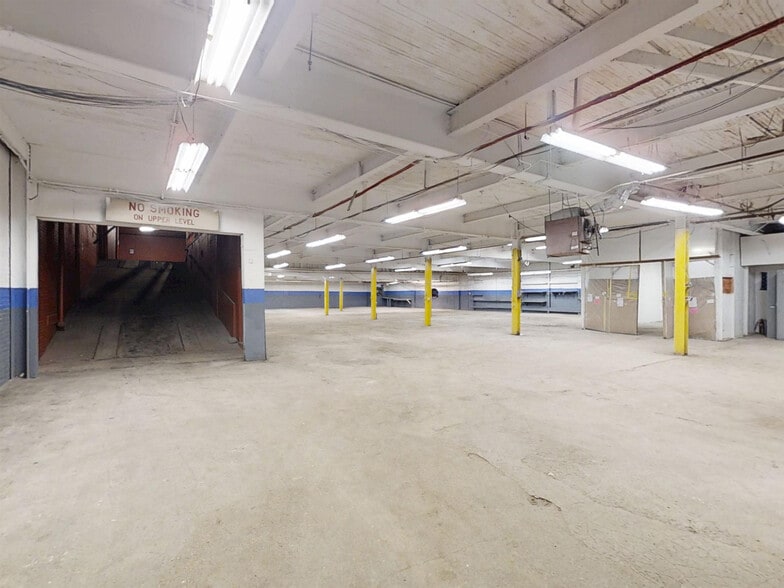 More Photos Of 138 E 12th St, Erie Freestanding For Lease