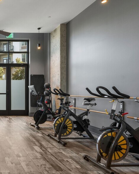 More Photos Of 145 New Bern St, Charlotte Apartments For Lease