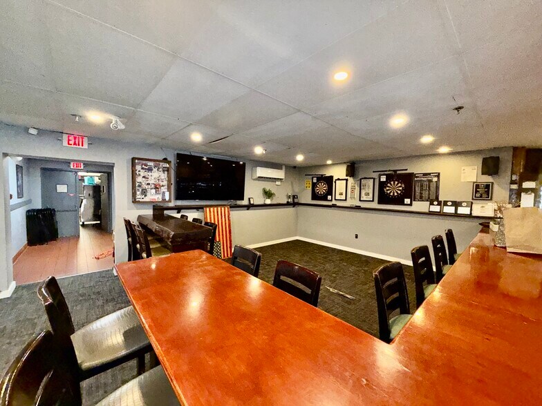 More Photos Of 1186 Worcester Rd, Framingham Hotel For Sale