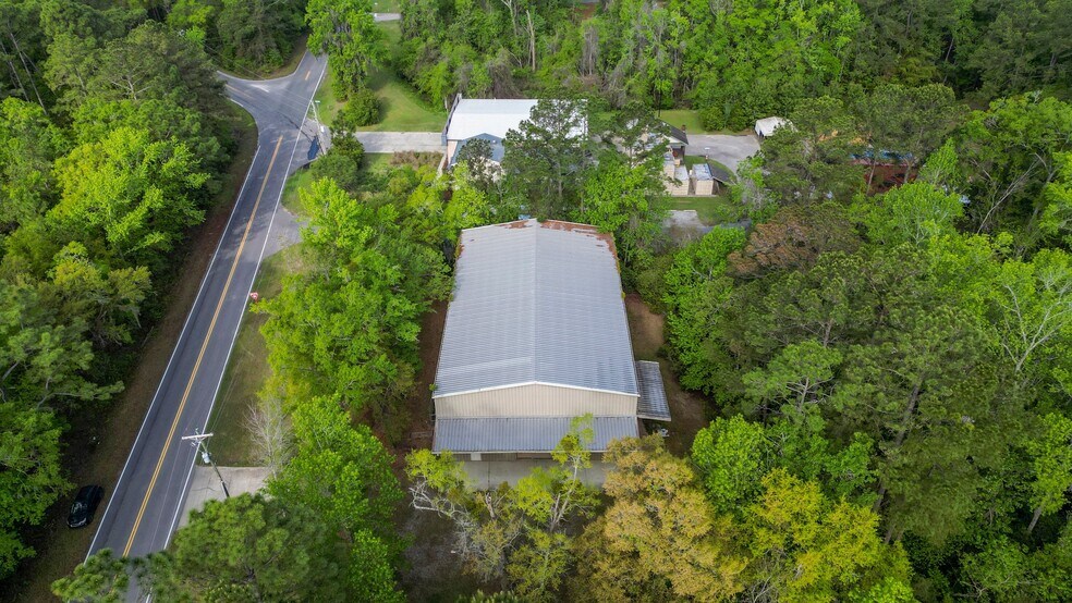 More Photos Of 140 Bay Pines Rd, Beaufort Warehouse For Lease