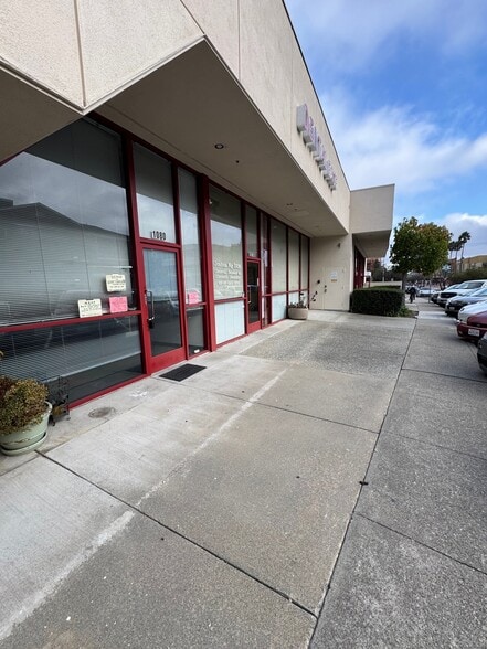 More Photos Of 1080 Broadway, Millbrae General Retail For Lease