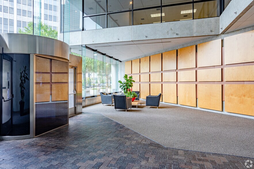 More Photos Of 105 W Capitol Ave, Little Rock Loft Creative Space For Sale