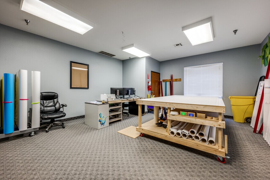 More Photos Of 1800 Shady Oaks Dr, Denton Light Distribution For Lease