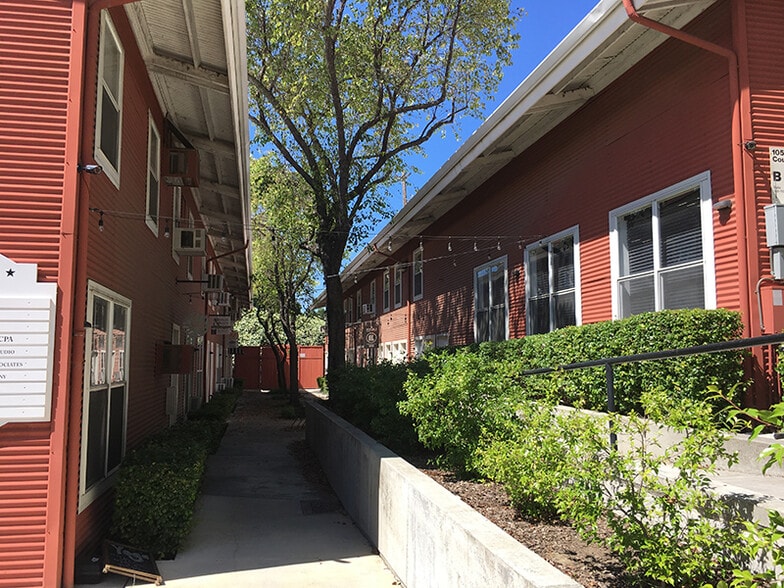 More Photos Of 1059 Court St, Woodland Loft Creative Space For Lease
