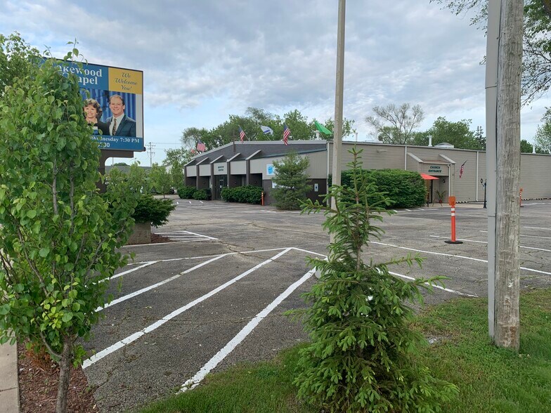 More Photos Of 1307 E Palatine Rd, Arlington Heights Religious Facility For Sale