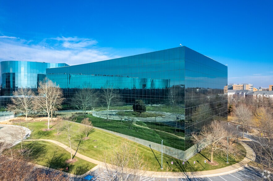 More Photos Of 14200 Shady Grove Rd, Rockville Unknown For Lease