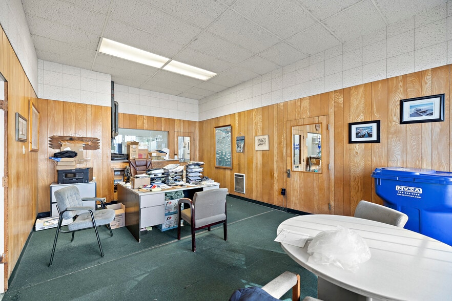 More Photos Of 410-414 Towne Ave, Los Angeles Warehouse For Sale