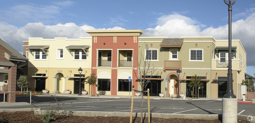 More Photos Of 30663 Union City Blvd, Union City Unknown For Lease