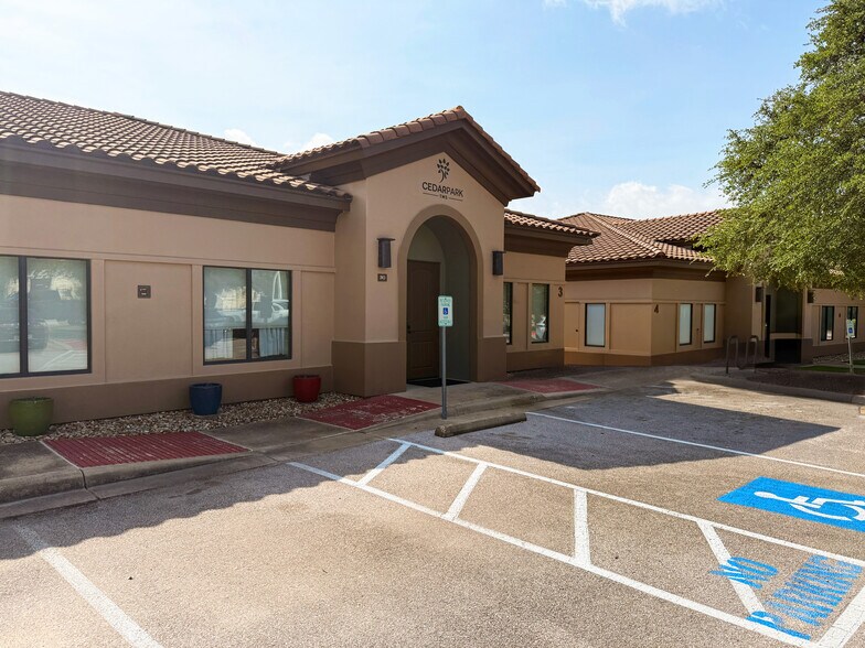 More Photos Of 11901 Parmer Ln, Cedar Park Medical For Sale