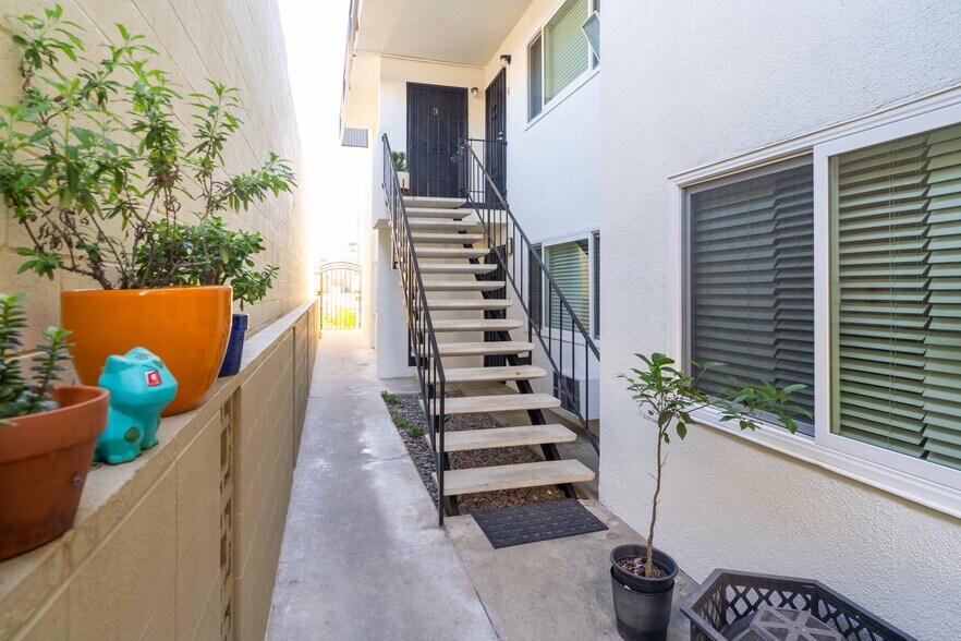 More Photos Of 3852 3rd Ave, San Diego Apartments For Sale