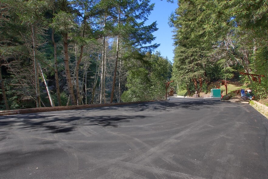 More Photos Of 16770 Redwood Lodge Rd, Los Gatos Lodge Meeting Hall For Sale