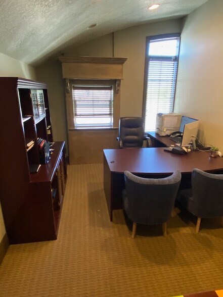 More Photos Of 6412 S 900 E, Murray Office For Lease