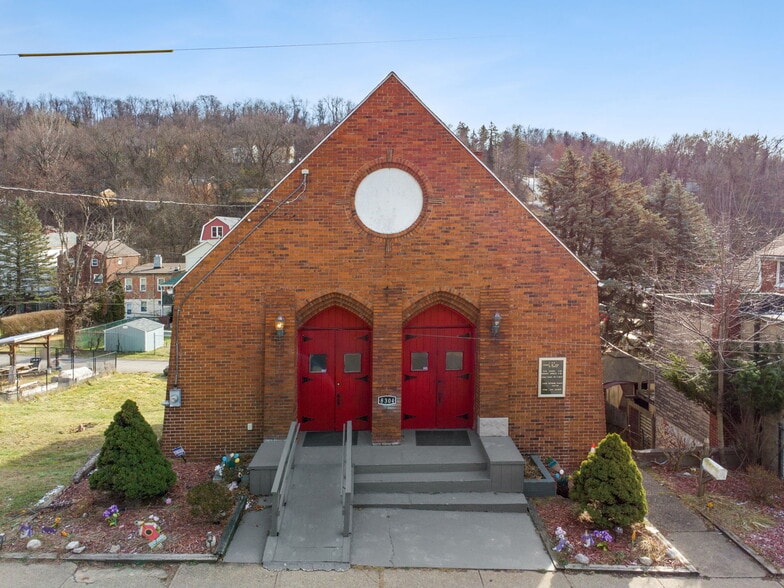 More Photos Of 8304 Frankstown Ave, Pittsburgh Religious Facility For Sale